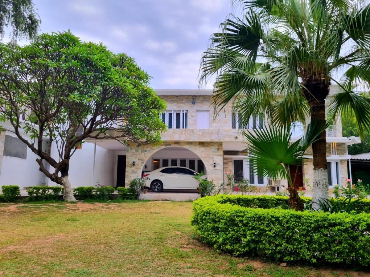The Life Style Lodges Opp Centaurus Mall Islamabad Exterior foto